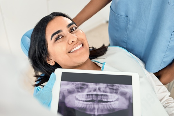 Aftercare Tips For Wisdom Tooth Oral Surgery From A Family Dentist